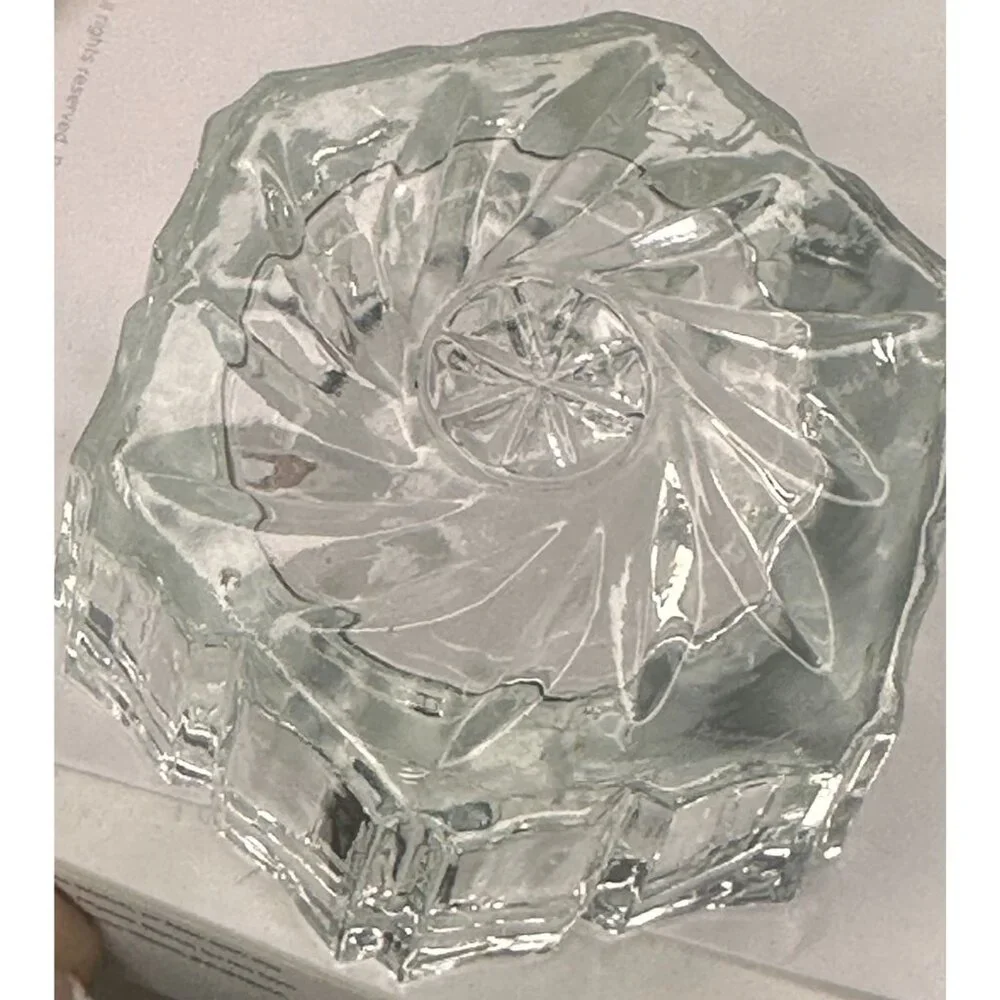 Salt Cellars /Tealight Holders Set of 4 Thick Clear Glass Wedding Shower Display